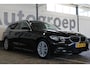 BMW 3-Serie Touring 318i High Executive | Incl. 12 maanden garantie | Trekhaak elektrisch uitklapbaar | Harman/Kardon audio | Apple Carplay/Android Auto | | Sport stoelen | DAB | Voorstoelen verwarmd | Elektrische achterklep |