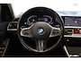 BMW 3-Serie Touring 318i High Executive | Incl. 12 maanden garantie | Trekhaak elektrisch uitklapbaar | Harman/Kardon audio | Apple Carplay/Android Auto | | Sport stoelen | DAB | Voorstoelen verwarmd | Elektrische achterklep |
