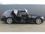 BMW 3-Serie Touring 318i High Executive | Incl. 12 maanden garantie | Trekhaak elektrisch uitklapbaar | Harman/Kardon audio | Apple Carplay/Android Auto | Sport stoelen | DAB | Voorstoelen verwarmd | Elektrische achterklep | Cruise control adaptief |