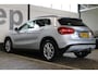 Mercedes-Benz GLA 200 Prestige | Incl. 12 maanden garantie | Trekhaak | Lichtmetalen velgen | Parkeersensoren voor/achter | Bluetooth | Airco | Navigatie