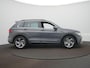 Volkswagen Tiguan 1.4 TSI eHybrid R-Line Business+ Automaat - LED- Navigatie - ACC - Side Assist - trekhaak - Camera