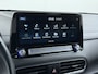 Hyundai Kona Electric EV 64kWh Fase 3 Warmtepomp Adap.Cruise Camera Navi Ecc Apple Carplay Android Auto Pdc Krell®-Audio Fashion SOH 93% Dodehoek detector Rijstrooksensor Led Privacy Glas Keyless Lmv 17" 1e Eigenaar Origineel Nederlandse Auto