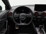 Audi Q2 35 TFSi 150 Pk Automaat S-Line | Sonos Audio | Volledig Leder met Rode Stiksels | Digitaal Dashboard | CarPlay | Zwarte Hemel | Stoelverwarming | Trekhaak | 18 Inch | 5.506 Km!!