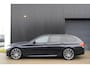 BMW 5-Serie Touring 520i High Executive M | Dealer onderhouden | Panoramisch schuif/kanteldak | Stoel en stuurwielverwarming | Trekhaak | Keyless | Eerste eigenaar | Origineel NL | Sfeerverlichting |