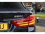 BMW 5-Serie Touring 520i High Executive M | Dealer onderhouden | Panoramisch schuif/kanteldak | Stoel en stuurwielverwarming | Trekhaak | Keyless | Eerste eigenaar | Origineel NL | Sfeerverlichting |