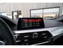 BMW 5-Serie Touring 520i High Executive M | Dealer onderhouden | Panoramisch schuif/kanteldak | Stoel en stuurwielverwarming | Trekhaak | Keyless | Eerste eigenaar | Origineel NL | Sfeerverlichting |