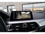 BMW 5-Serie Touring 520i High Executive M | Dealer onderhouden | Panoramisch schuif/kanteldak | Stoel en stuurwielverwarming | Trekhaak | Keyless | Eerste eigenaar | Origineel NL | Sfeerverlichting |