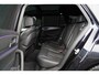 BMW 5-Serie Touring 520i High Executive M | Dealer onderhouden | Panoramisch schuif/kanteldak | Stoel en stuurwielverwarming | Trekhaak | Keyless | Eerste eigenaar | Origineel NL | Sfeerverlichting |
