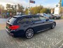 BMW 5-Serie Touring 520i High Executive M | Dealer onderhouden | Panoramisch schuif/kanteldak | Stoel en stuurwielverwarming | Trekhaak | Keyless | Eerste eigenaar | Origineel NL | Sfeerverlichting |