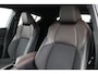 Toyota C-HR 1.8 Hybrid Executive | Treeplanken | Navigatie | Stoelverwarming | Keyless | Parkeersensoren voor/achter | Camera | Adaptive Cruise | Clima | 18 inch