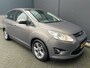 Ford C-Max 1.0 Edition Airco - Cruise control - Parkeersensor achter - Navigatiesysteem full map - Bluetooth - Licht metalen velgen 16 inch - Radio/cd speler - Start/stop systeem - Nieuwe distributieriem - Weinig kilometers