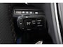 Peugeot 3008 1.6 HYbrid 225 GT SOH 99% Panoramadak FOCAL Trekhaak Massage