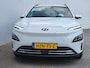 Hyundai Kona Electric EV Fashion 64 kWh Automaat / Dealer onderhouden / 100% SOH /  HUD / Navigatie / Stuur- en stoelverwarming /