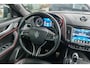 Maserati Levante Gransport 3.0 V6 D 275pk Panoramadak Schaalstoelen VOL!!! Carbon pakket NLauto 21" LMV Stoelkoeling Luchtvering