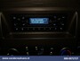 Ford Transit 2.0 TDCI 160pk Bakwagen Laadklep Euro6 Airco | Cruisecontrol | Lat om Lat betimmering Verwarmde Voorruit, Bijrijdersbank, 963kg laadvermogen