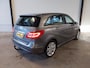 Mercedes-Benz B-klasse 180 Ambition XENON LEER LED NAVI CRUISE ECC TREKHAAK