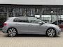 Volkswagen Golf 1.5 eTSI AUT. *!* 2x R-LINE *!* PANODAK/ IQ LED/ RADAR/ 18 INCH/ CAMERA *!*