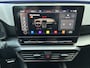 CUPRA Leon Sportstourer 1.4 e-Hybrid VZ Performance /Apple & Android carplay/Achteruitrijcamera/Stoel- & stuurverwarming/Parkeer assist./19'' LMV/Cruise & clima contr./ (MET GARANTIE*)