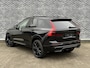 Volvo XC60 2.0 T8 Plug-in hybrid AWD Ultra Black Edition | Facelift | Luchtvering | Adaptieve cruisecontrol | Gelamineerd glas rondom | 21" Velgen | 360° Parkeercamera | Head-Up Display | Stoel-/Stuurverwarming |