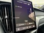Volvo XC60 2.0 T8 Plug-in hybrid AWD Ultra Black Edition | Facelift | Luchtvering | Adaptieve cruisecontrol | Gelamineerd glas rondom | 21" Velgen | 360° Parkeercamera | Head-Up Display | Stoel-/Stuurverwarming |