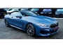 BMW 8-Serie M850i xDrive High Executive | Harman Kardon | Barcelona Blau | Adaptieve cruise | Laser LED | HuD | Stoelventilatie |