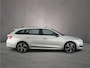 Skoda Octavia Combi Business Edition Plus 1.5 eTSI 115pk DSG Automaat Trekhaak, Panoramadak, Adaptive cruise control, Navigatie, LED matrix koplampen, Achteruitrijcamera