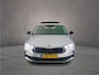 Skoda Octavia Combi Business Edition Plus 1.5 eTSI 115pk DSG Automaat Trekhaak, Panoramadak, Adaptive cruise control, Navigatie, LED matrix koplampen, Achteruitrijcamera