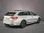 Skoda Octavia Combi Business Edition Plus 1.5 eTSI 115pk DSG Automaat Trekhaak, Panoramadak, Adaptive cruise control, Navigatie, LED matrix koplampen, Achteruitrijcamera