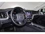 Volvo XC60 T8 Recharge AWD Ultra Dark - Luchtvering - Panorama/schuifdak - IntelliSafe Assist & Surround - 360º Camera - Bowers & Wilkins audio - Adaptieve LED koplampen - Verwarmde voorstoelen, stuur & achterbank - Parkeersensoren voor & achter - Elektr. bedienb. voorstoelen met geheugen - Geventileerde voorstoelen - Head up display - Draadloze tel. lader - Extra getint glas - 21' LMV