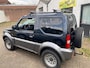 Suzuki Jimny 1.3 two-tone, zwart/grijs met uitzonderlijk weinig km, mooie auto van binnen en van buiten