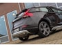 Volvo V40 Cross Country 1.6 T4 Momentum | Automaat | 2e eigenaar | 180 pk | 18 inch | Xenon | Navi | Stoelverwarming | Cruise control | PDC | Climate control | Roofrails