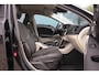 Volvo V40 Cross Country 1.6 T4 Momentum | Automaat | 2e eigenaar | 180 pk | 18 inch | Xenon | Navi | Stoelverwarming | Cruise control | PDC | Climate control | Roofrails