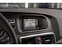 Volvo V40 Cross Country 1.6 T4 Momentum | Automaat | 2e eigenaar | 180 pk | 18 inch | Xenon | Navi | Stoelverwarming | Cruise control | PDC | Climate control | Roofrails