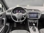 Volkswagen Tiguan 1.5 TSI R-Line | Panoramadak | Adaptive Cruise Control | Camera | Digitale Dashboard | Elektrische Trekhaak |