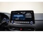 Hyundai Kona Electric EV Comfort 64 kWh 3 fase [ LED Adapt.cruise Navi Krell audio Camera ]