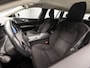 Volvo V60 2.0 B3 Momentum 164Pk Automaat (GROOT NAVI, CAMERA, ADAPTIVE CRUISE, SPORTSTOELEN, LED KOPLAMPEN, STUUR/STOELVERWARMING, NIEUWE APK, NIEUWSTAAT)