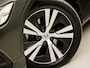 Volvo V60 2.0 B3 Momentum 164Pk Automaat (GROOT NAVI, CAMERA, ADAPTIVE CRUISE, SPORTSTOELEN, LED KOPLAMPEN, STUUR/STOELVERWARMING, NIEUWE APK, NIEUWSTAAT)