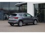 SEAT Ateca 1.5 TSI FR Business Intense 150PK / 110kW Achteruitrijcamera, panoramadak, Apple Carplay & Android Auto, dodehoekdetectie, navigatie, verwarmbare voorstoelen + stuurwiel, alcantara interieur, digitaal instrumentenpaneel, adaptive cruise control (ACC), grootlichtassistent, elektr. bedienbare achterklep, 18'' LMV 'Performance Brilliant Silver'