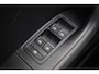 SEAT Ateca 1.5 TSI FR Business Intense 150PK / 110kW DSG, Achteruitrijcamera, panoramadak, Apple Carplay & Android Auto, dodehoekdetectie, navigatie, verwarmbare voorstoelen + stuurwiel, alcantara interieur, digitaal instrumentenpaneel, adaptieve cruise control (ACC), grootlichtassistent, elektr. bedienbare achterklep, 18'' LMV 'Performance Brilliant Silver'