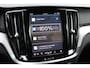 Volvo V60 2.0 T6 Plug-in hybrid AWD Plus Dark | Pilot Assist | Leder | Trekhaak | 360 Camera | H&K