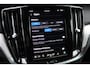 Volvo V60 2.0 T6 Plug-in hybrid AWD Plus Dark | Pilot Assist | Leder | Trekhaak | 360 Camera | H&K