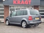 Volkswagen Touran Highline 2.0-16V FSI 150 pk - climate - cruise - lichtmetaal