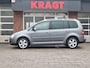 Volkswagen Touran Highline 2.0-16V FSI 150 pk - climate - cruise - lichtmetaal