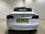 Tesla Model 3 Performance AWD 75 kWh | Navigatie | LM Velgen 20" | Voorstoelen Verwarmd | Panoramadak | Airco | Cruise Control | Dodehoek Detector |