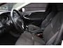 Volvo V40 Cross Country 2.0 D2 Nordic Camera/Parkeersensor v,a/Stoelverwarming/Navigatie