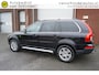 Volvo XC90 3.2 SUMMUM AWD 7P 7ST KEURIGE STAAT ORIGINEEL NEDERLANDS XENON LEDER STOELVERWARMING ELECTR.SCHUIF/OPENDAK NAVI 18INCH 4X ALL SEASON BANDEN TREKHAAK SIDEBARS ENZ..