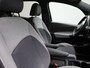Volkswagen ID.3 First Plus 58 kWh | Apple Carplay/Android Auto | Achteruitrijcamera | Cruise Control | Stoelverwarming | Climate Control | Lichtmetalen Velgen |
