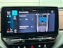 Volkswagen ID.4 Business 77 kWh Navigatie Apple Carplay/Android Auto Camera Parkeersensoren Adaptive Cruise Control Stoel- en stuurverwarming Full Led Climate Control