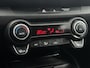 Kia Stonic 1.0 T-GDi MHEV 100pk DynamicPlusLine I Stoel-Stuurverwarming I Parkeersensoren I Cruise Control I Climate Control I Keyless I