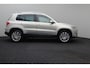 Volkswagen Tiguan 2.0 TSI Sport&Style 4Motion 2011 | Schuifkanteldak | Airco | Parkeersensoren | Goed Onderhouden | DAB+ Radio | 2 Sleutels | Xenon | Boekjes